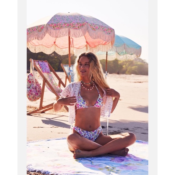 ISO LoveShackFancy x Hurley Collaboration - Picture 7 of 16